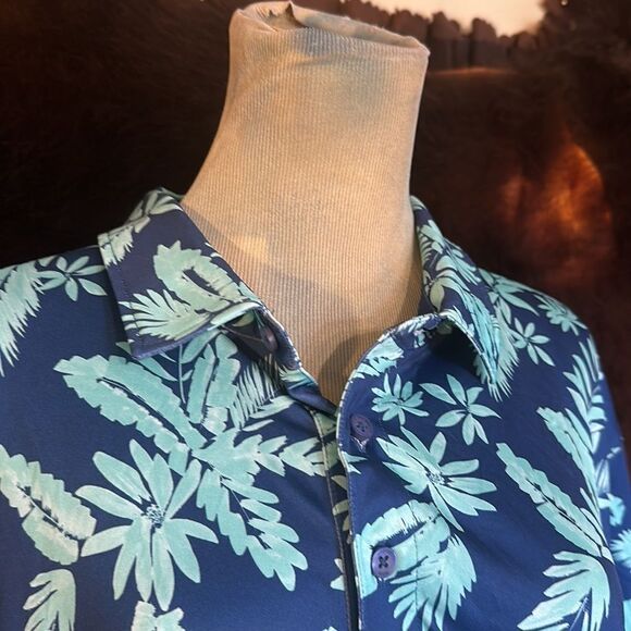 Vineyard vines performance polo 2XL (3900A) - Picture 2 of 7